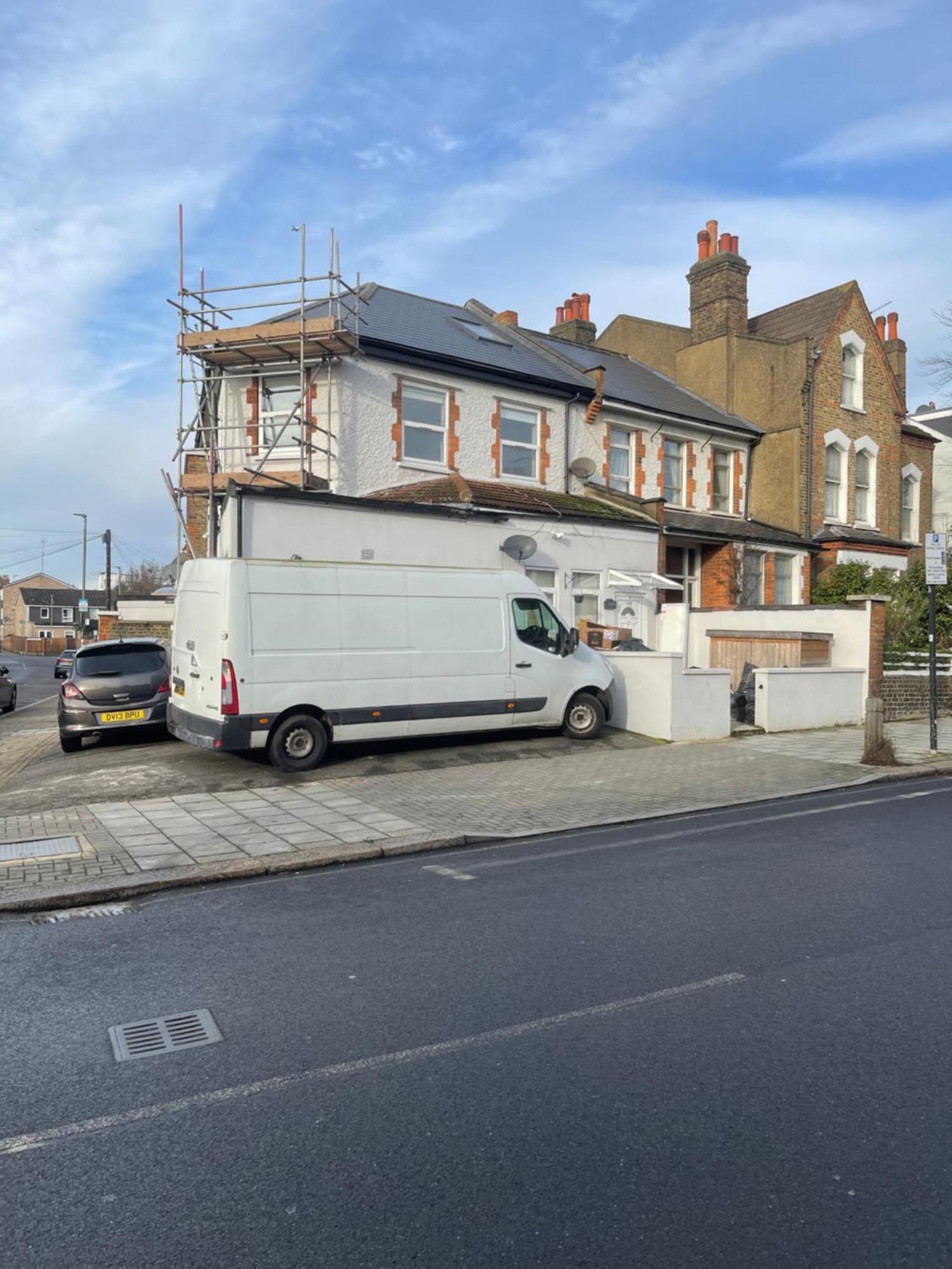 London Zone 2 Spacious Two-Bedroom with Parking Exterior photo